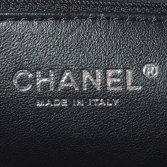 Chanel Caviar Modern Chain East West Tote - Picture 8 of 8